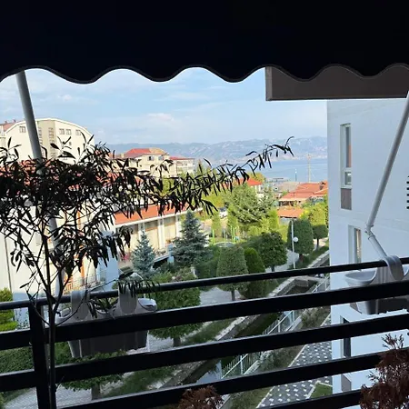 Apartment Tushemisht Serenity View